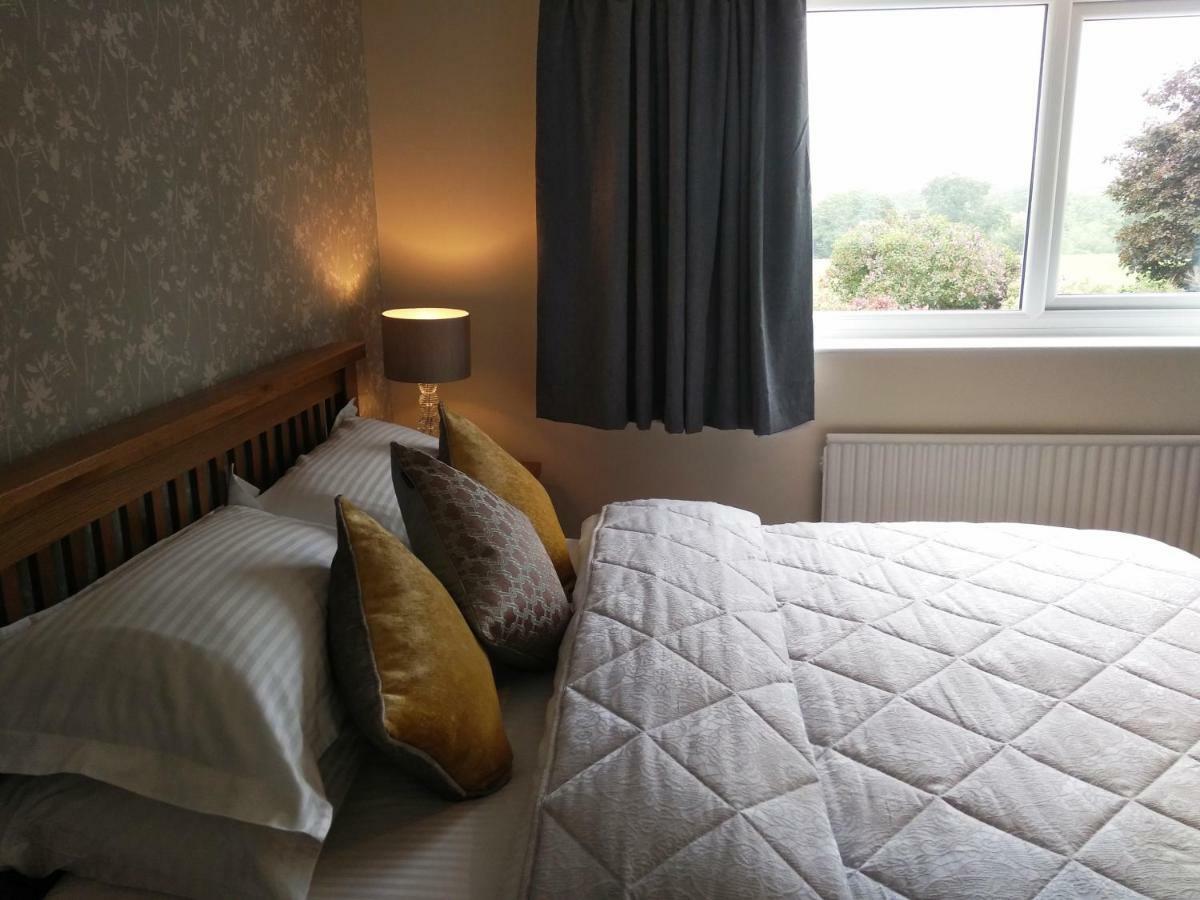 Porthkerry House Bed And Breakfast Little Budworth Eksteriør bilde